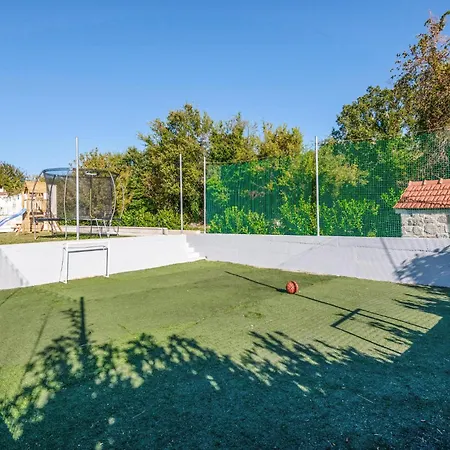 Awesome In بيت للعطل Cista Provo