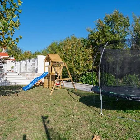 Awesome In بيت للعطل Cista Provo