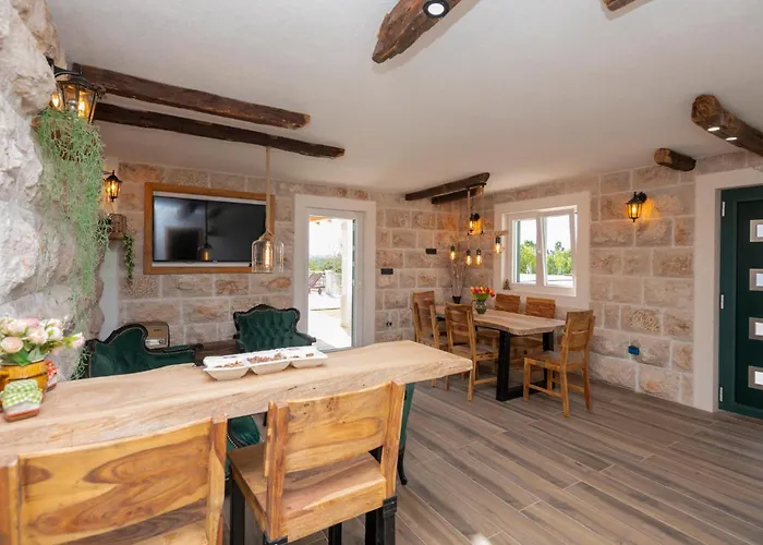 Awesome In بيت للعطل Cista Provo