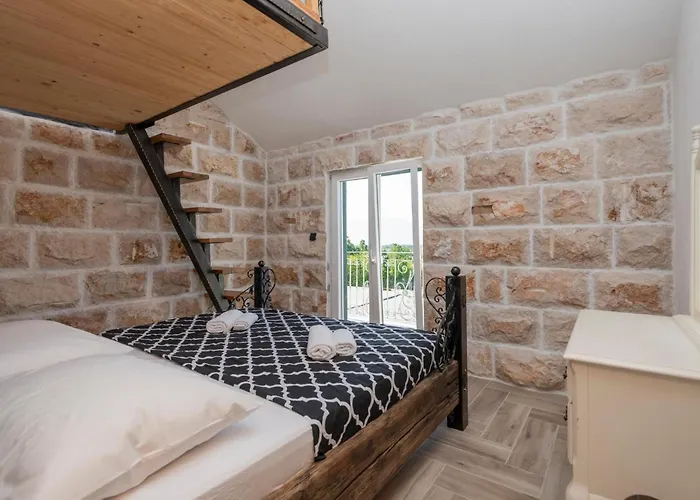 Awesome In بيت للعطل Cista Provo