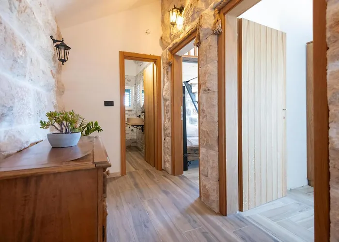 Awesome In Cista Provo